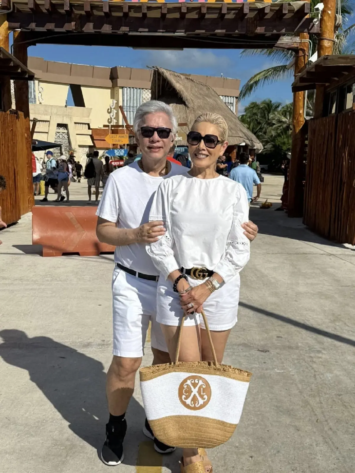 สุรชัย สมบัติเจริญ เปิดตัวภรรยาที่อเมริกา จดทะเบียน ไม่เคยหย่าร้าง