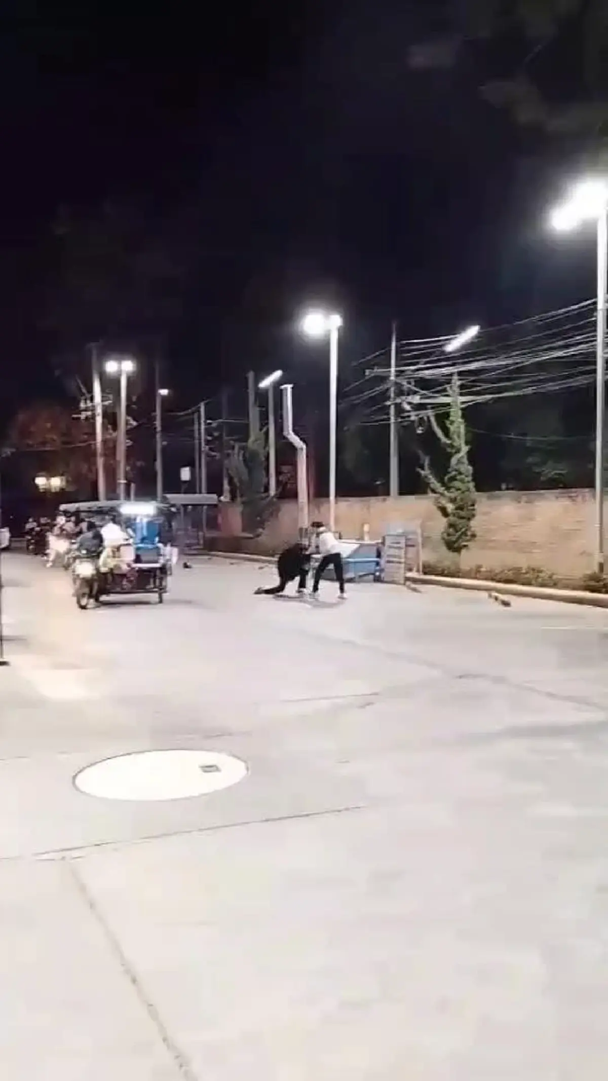 เชียงใหม่เดือด! ซัดกันนัวกลางปั๊ม หนุ่มเมาแซงคิวเติมน้ำมัน