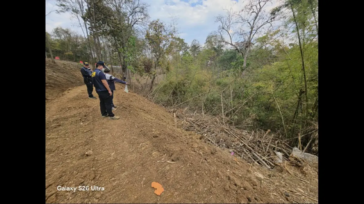 จับมอดไม้เชียงดาว! อ้างชื่อรับเหมาทางหลวงบุกรุกอุทยานฯ