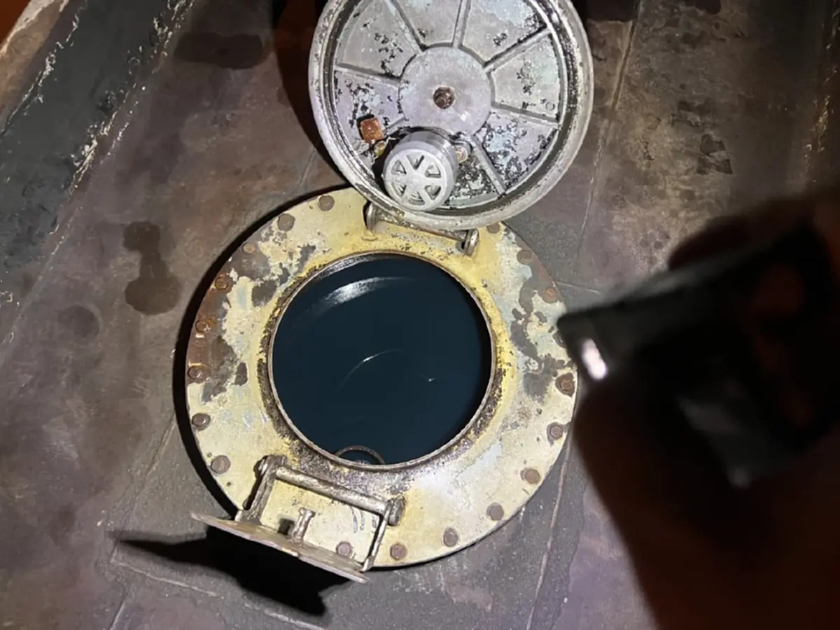 ทภ.4 จับน้ำมันเถื่อนสุราษฎร์ฯ 1.5 หมื่นลิตร ไร้เอกสารสำแดง