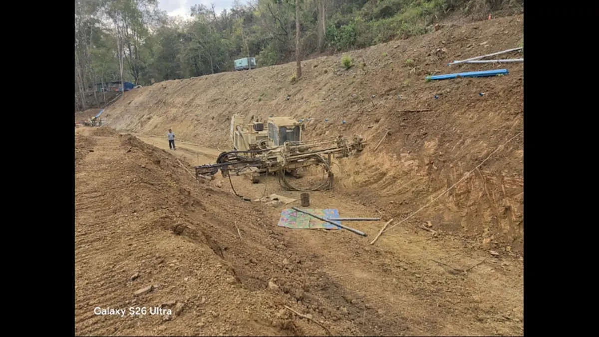 จับมอดไม้เชียงดาว! อ้างชื่อรับเหมาทางหลวงบุกรุกอุทยานฯ