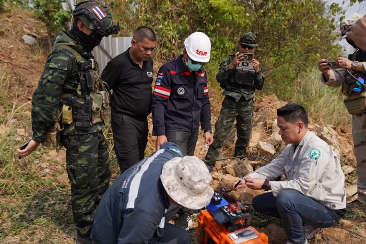 ตัดรากถอนโคน! รื้อสถานีเน็ตเถื่อนแม่สอด ตัดวงจรแก๊งสแกมเมอร์