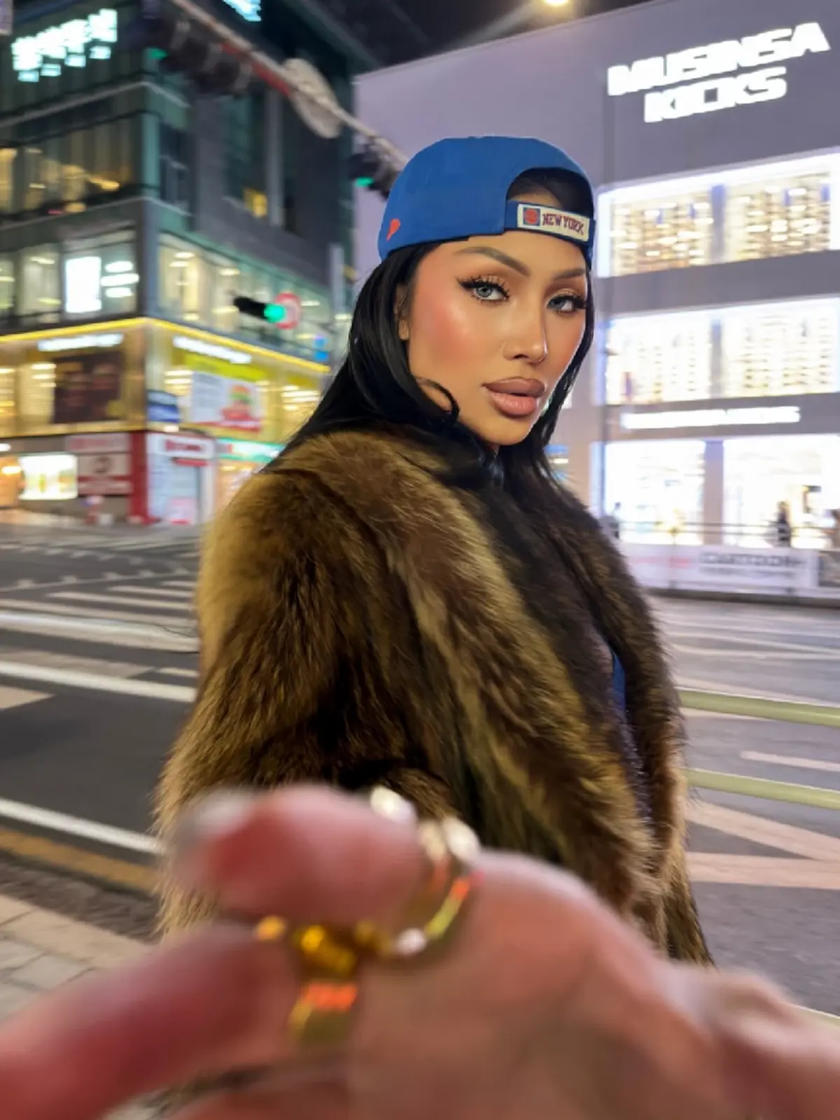 "ฟลุ๊ค กะล่อน"  เคลื่อนไหวแล้ว ขอพูดในฐานะสาวสอง ปมดราม่าคำนำหน้า