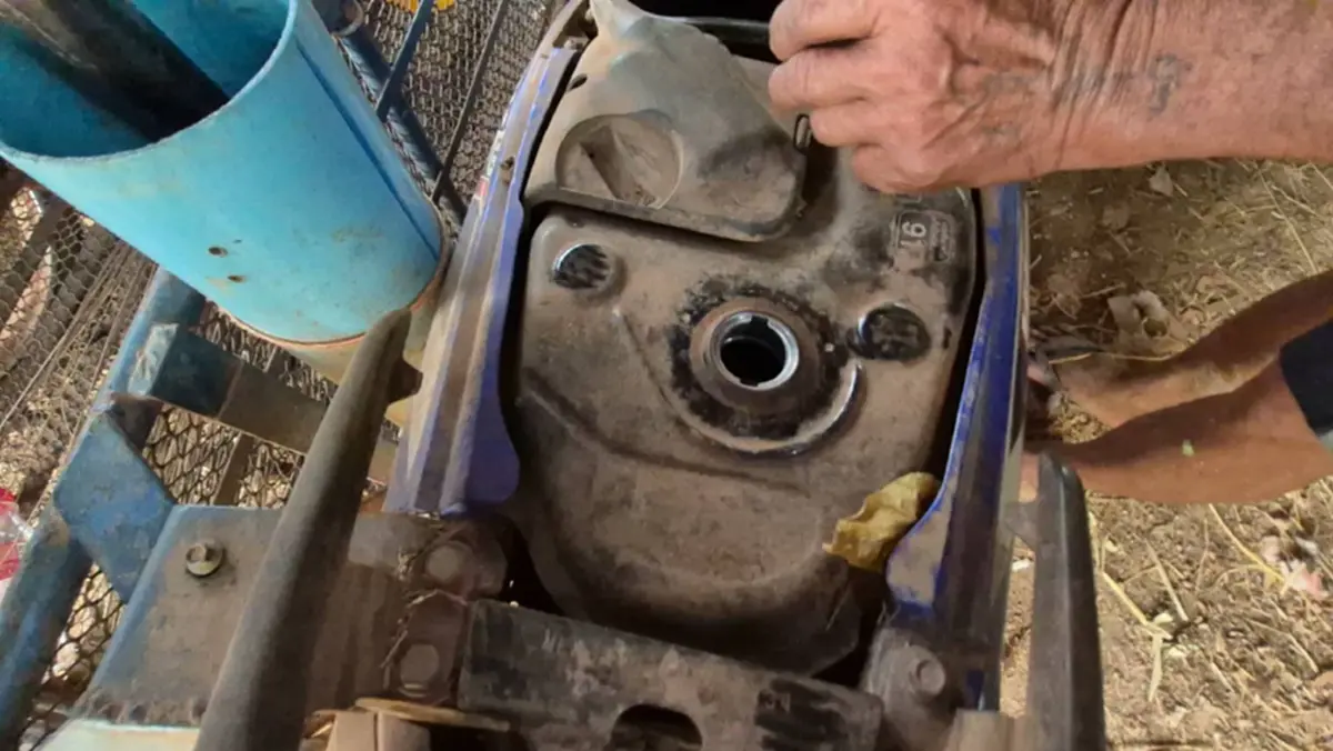 เจ็บกระดองใจ! โจรบุกเถียงนาลักดูดน้ำมันซาเล้งเกลี้ยงถัง