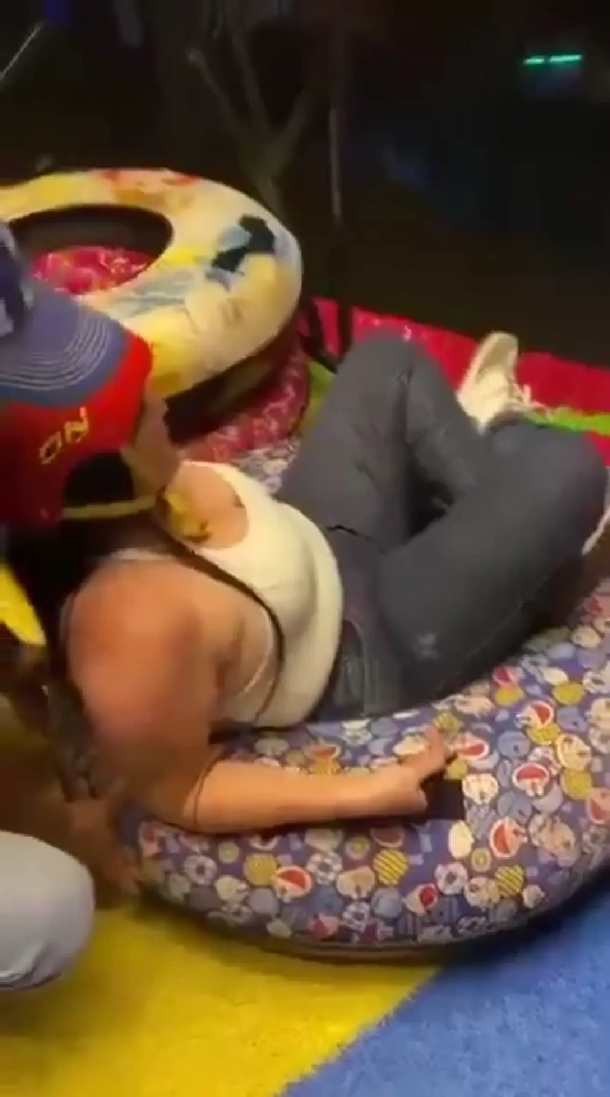 สลดแม่วัย 28 ปี เล่นสไลเดอร์ ก่อนถูกเหวี่ยงตก เสียชีวิตในสวนสนุก