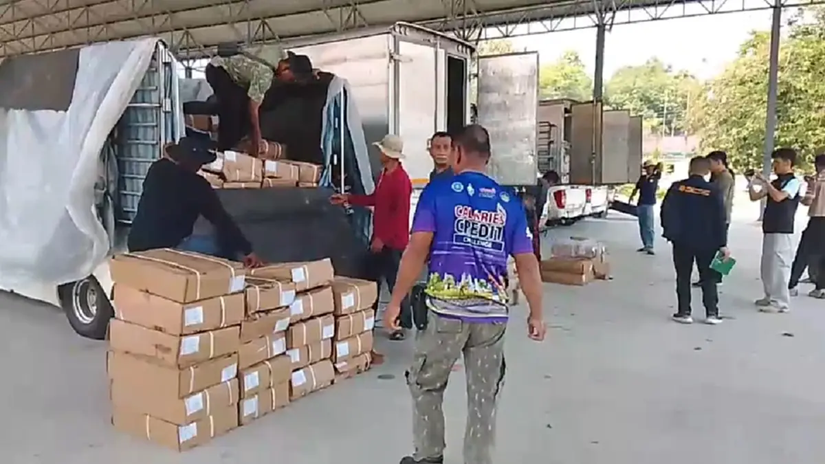 สกัดเนื้อเถื่อนอาร์เจนตินา 17 ตัน! รวบ 7 กระบะตู้ทึบกลางร้อยเอ็ด