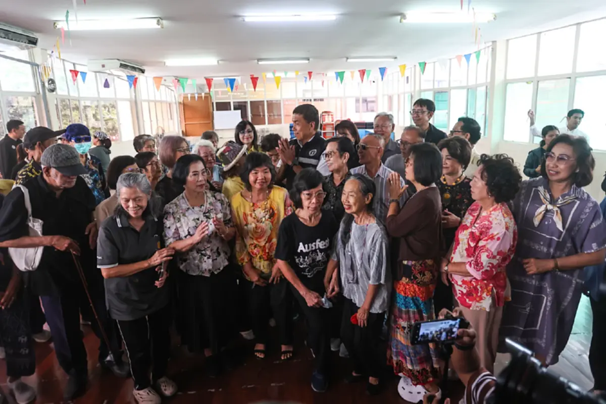 ภาพ โสภน สุเสนา (Sopon Susena)