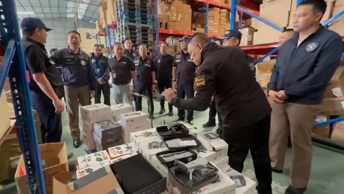 บุกโกดังโดรนเถื่อน ลอบนำเข้าจากจีน ยึด 5 ล้าน ภัยความมั่นคง