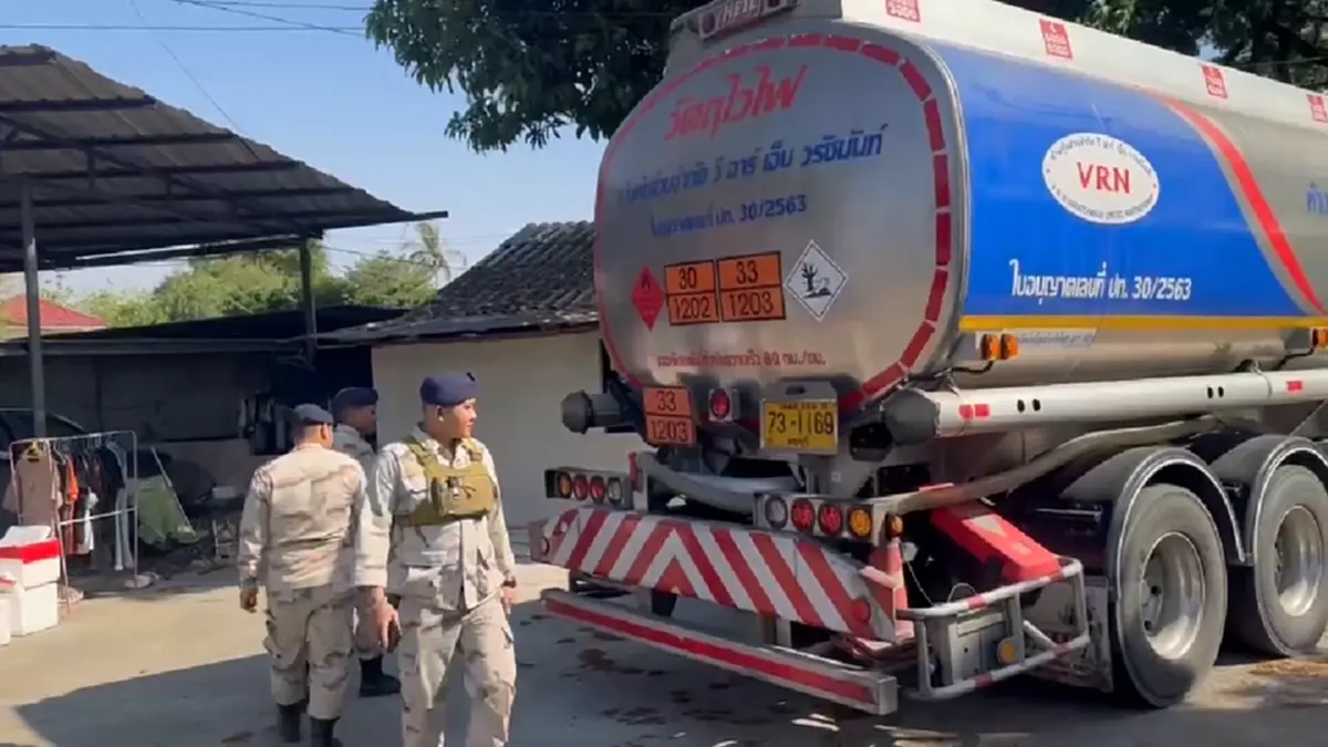 บุกสกัดจับดีเซล 20,000 ลิตร! เตรียมลอบข้ามฝั่งเมียนมา