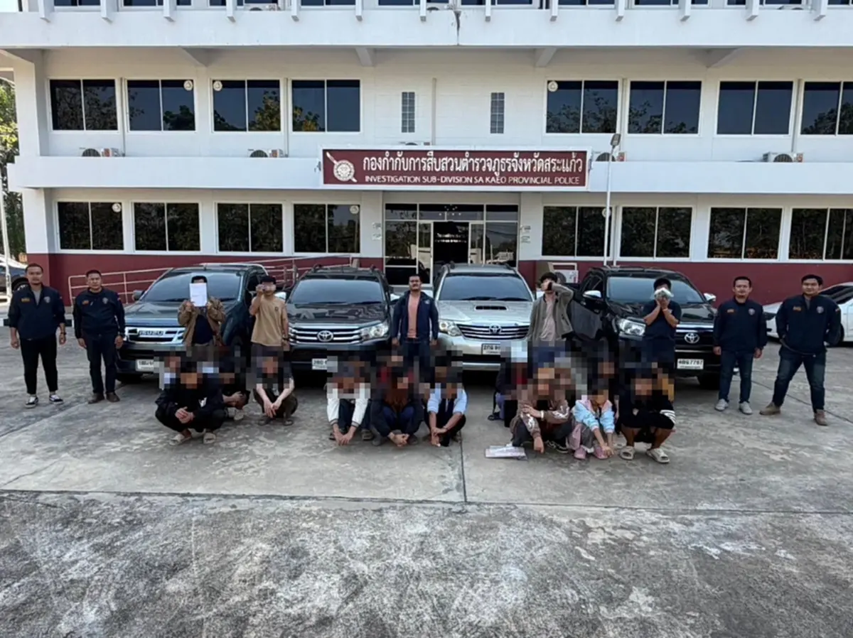 ตำรวจสระแก้วสกัดขบวนการลอบขนแรงงานต่างด้าว รวบ 21 ราย ยึดรถ 4 คัน