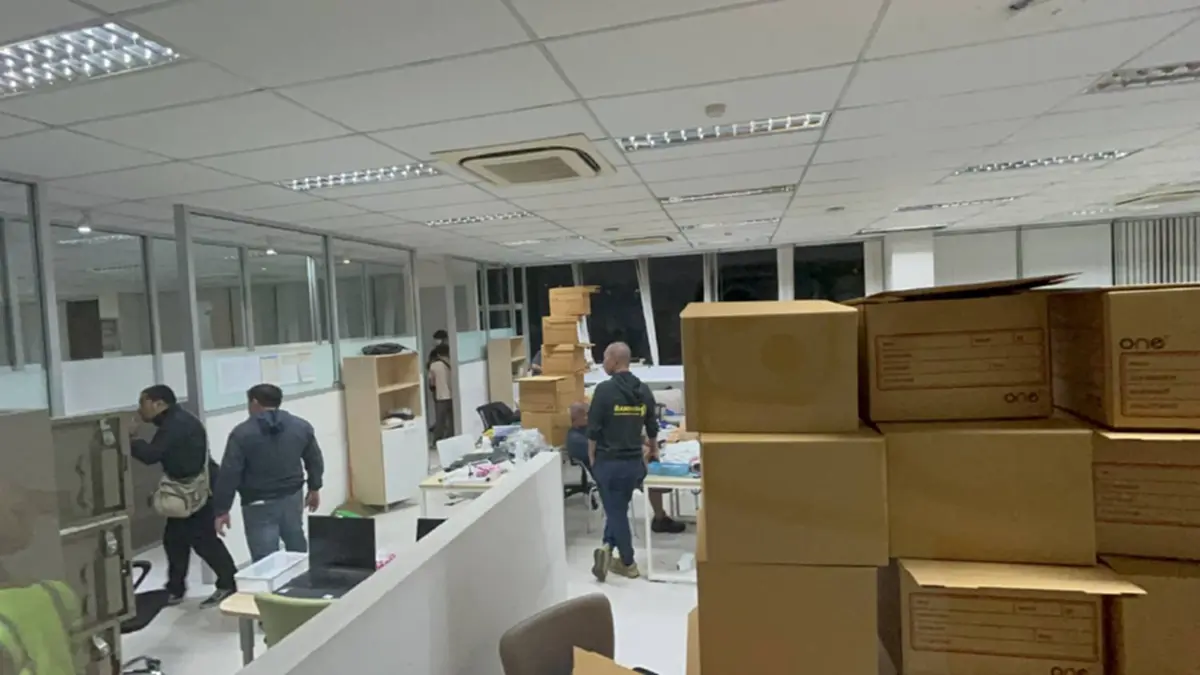 บุกจับเวียดนาม 93คนตั้งฐานทำเว็บพนันออนไลน์ คอนโดย่านพระราม9