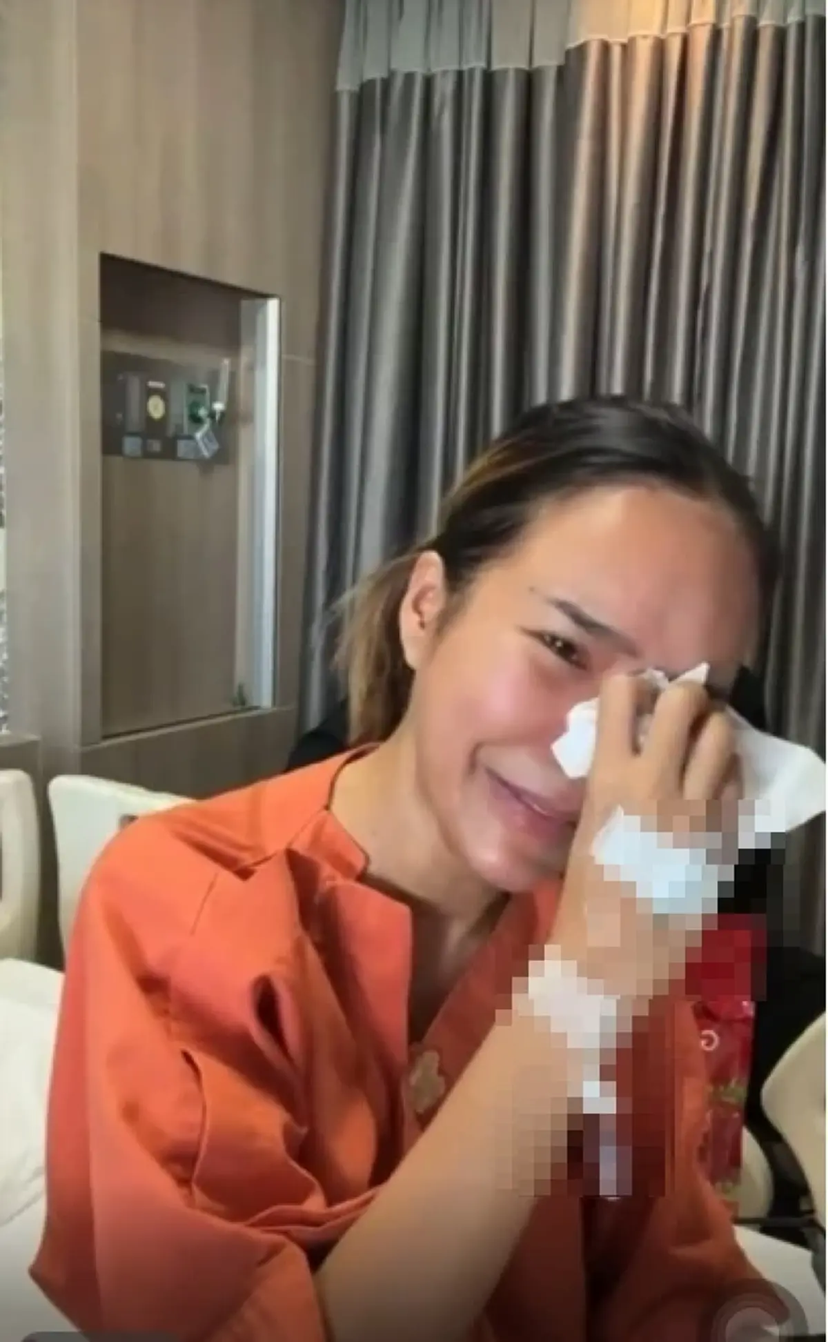 รู้แล้ว แม่ตั๊ก ป่วยอะไร เผยเป็นมานานกว่า 10 ปี ต้องกินยาตลอดชีวิต