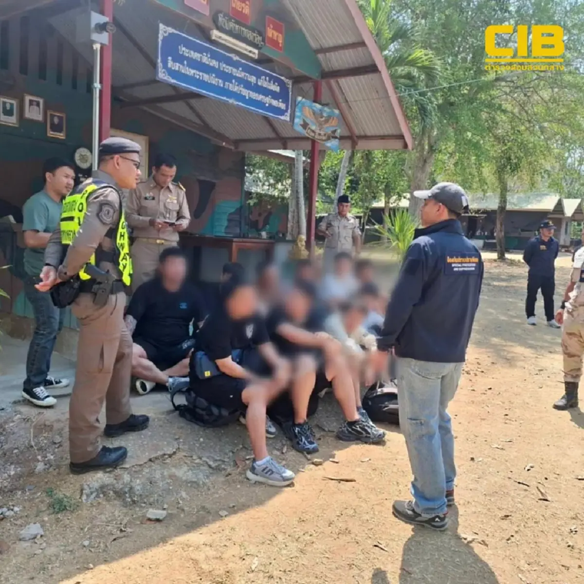 รวบ 10 ชาวจีนคาสวนลำไยจันทบุรี อยู่เกินวีซ่าและลอบเข้าเมืองผิดกฎหมาย