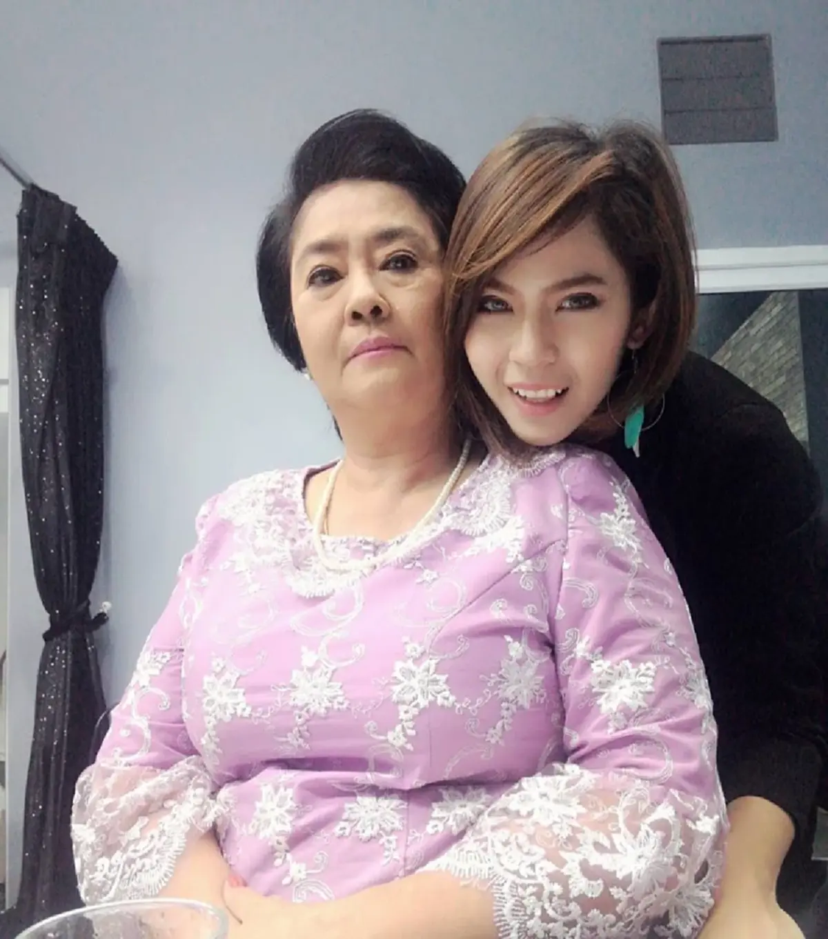 หลานสาวเผยอีกมุม "สุรชัย สมบัติเจริญ" ความจริงปมทะเบียนสมรส