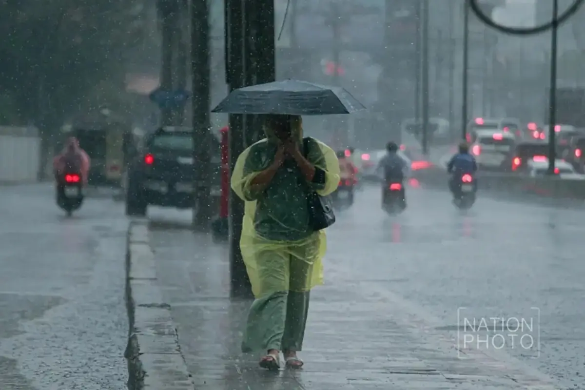 อุตุฯ เตือน 53 จังหวัด รับมือพายุฤดูร้อน เสี่ยงฝนตกหนัก ลมกระโชกแรง