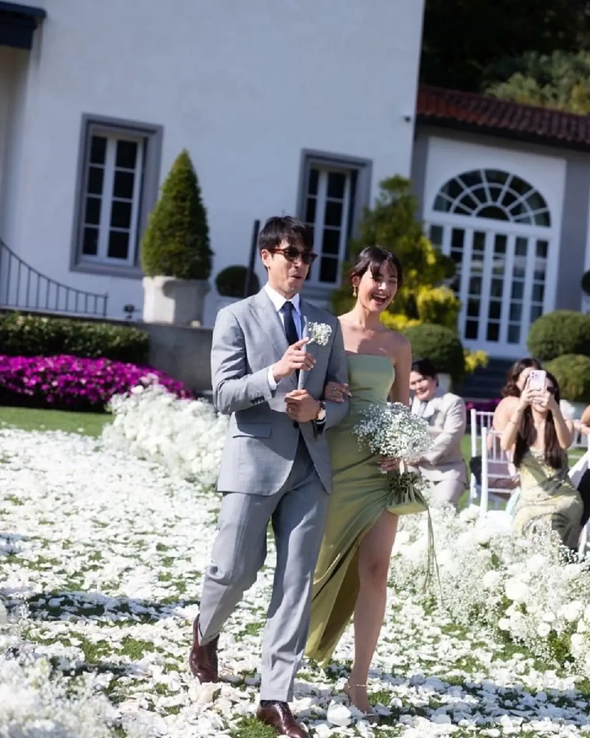 การ์ดแต่งงาน ณเดชน์-ญาญ่า จัดที่ขอนแก่น สวยเก๋มีเอกลักษณ์มาก