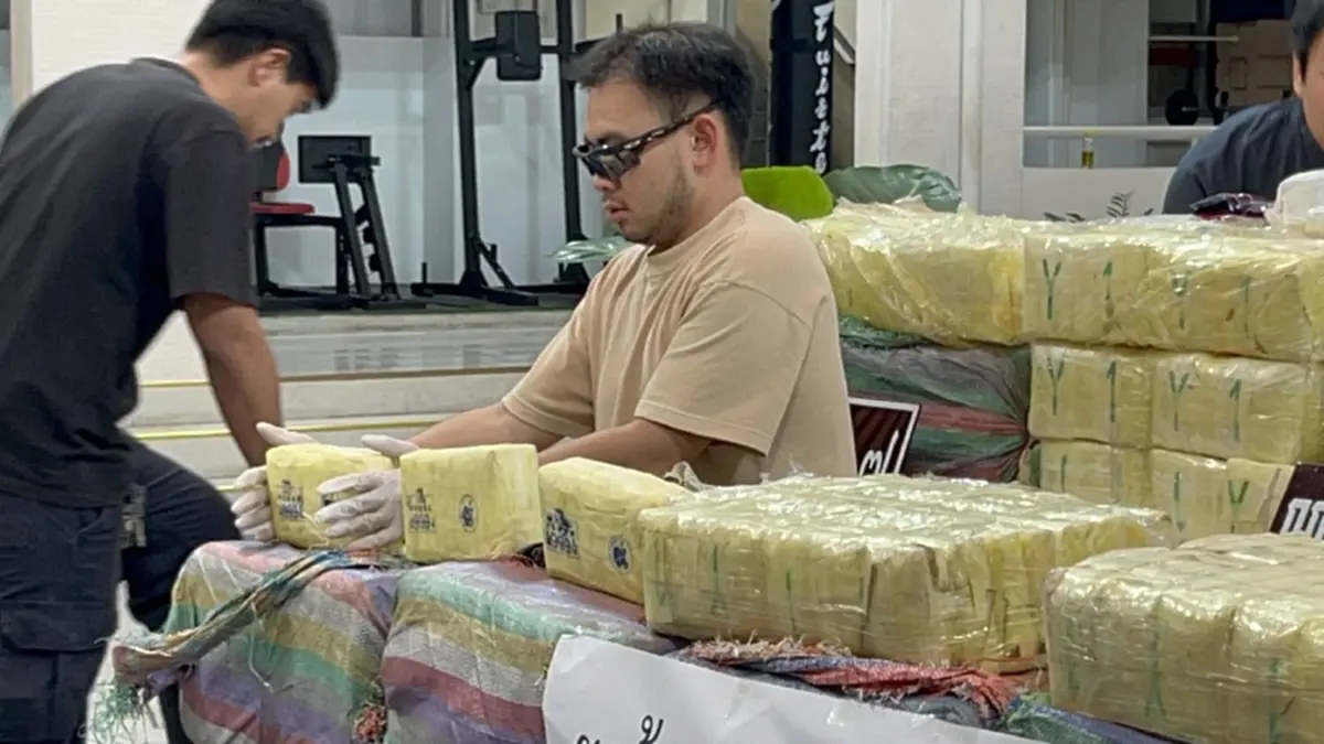 ทลายคลังยาบางบัวทอง ยึดยาบ้า 8.99 ล้านเม็ด ตัดวงจรหัวจ่ายก่อนเข้าตัวกรุงเทพฯ