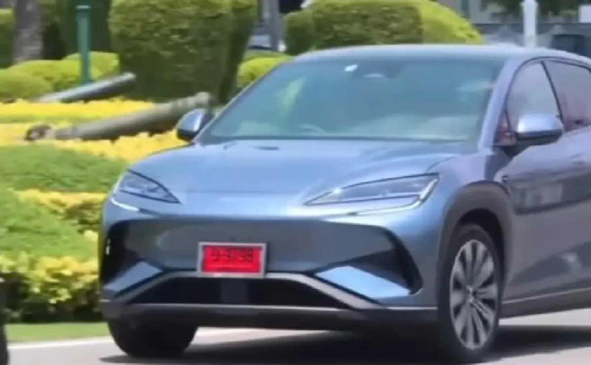 เปิดทะเบียนป้ายแดง อนุทิน เปลี่ยนใช้ EV เข้าทำเนียบ ประหยัดน้ำมัน