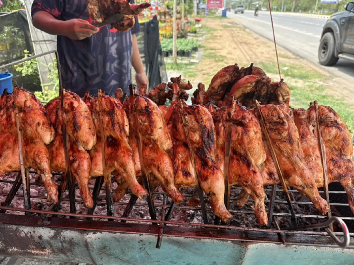 ของแพงกระทบหนัก! ร้านไก่ย่างบัวใหญ่ปรับราคาขึ้นตัวละ 10 บาท