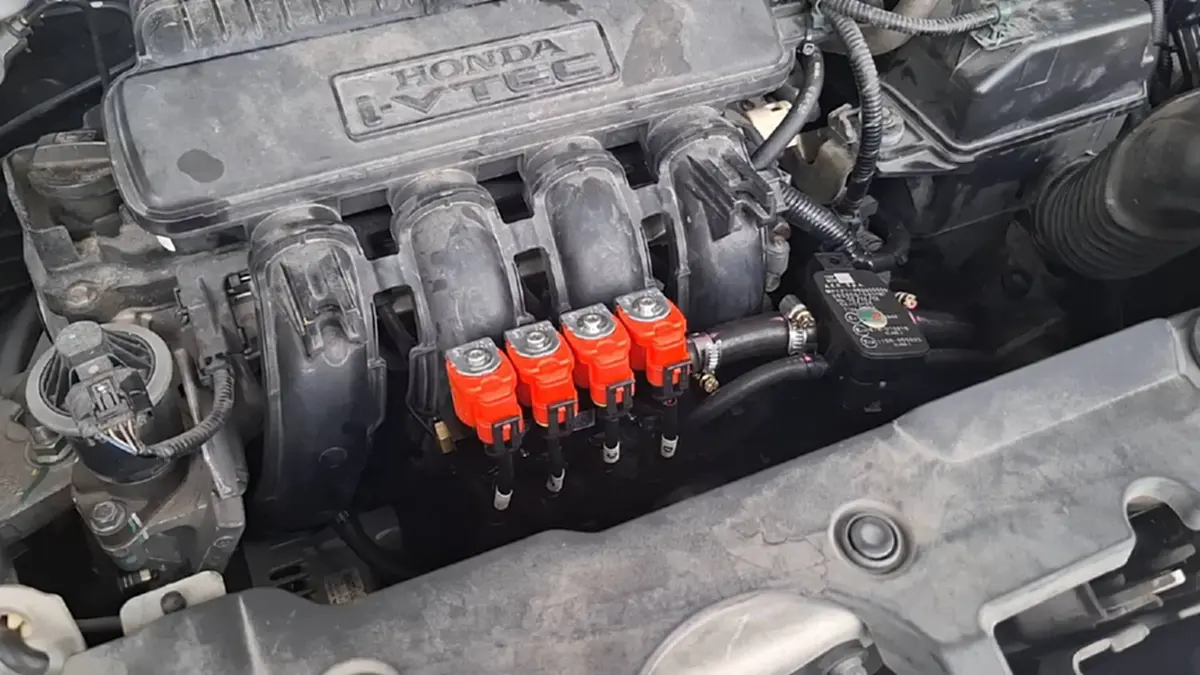 น้ำมันแพงทำพิษ! คนแห่ติดก๊าซรถยนต์พุ่ง 2 เท่า อู่คิวแน่น