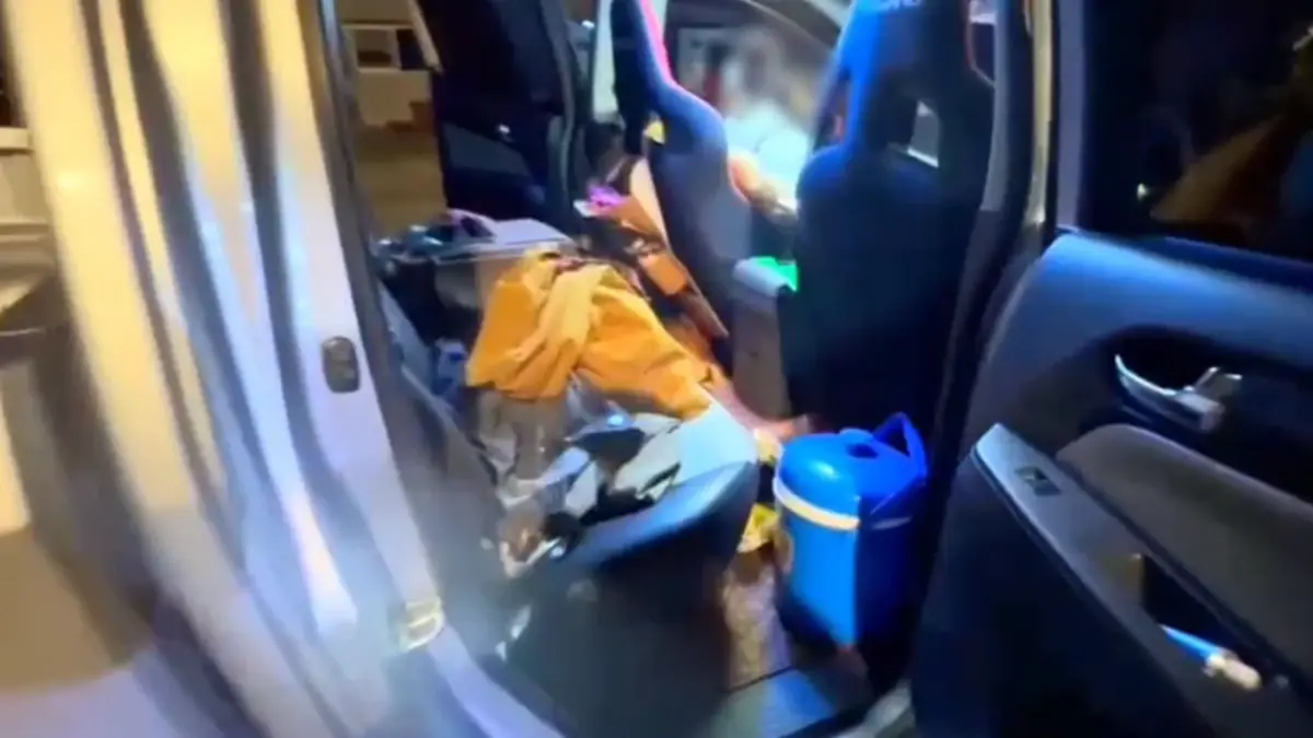 ผ้าเหลืองฉาว! รวบพระสวมวิก เมาซิ่งกระบะพาสีกาเที่ยวกลางดึก