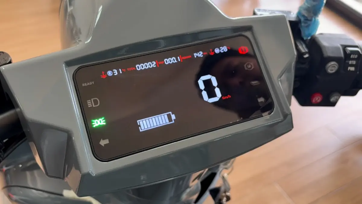 น้ำมันขาดตลาดดันยอดขายมอเตอร์ไซค์ไฟฟ้าชัยนาทพุ่งพรวด