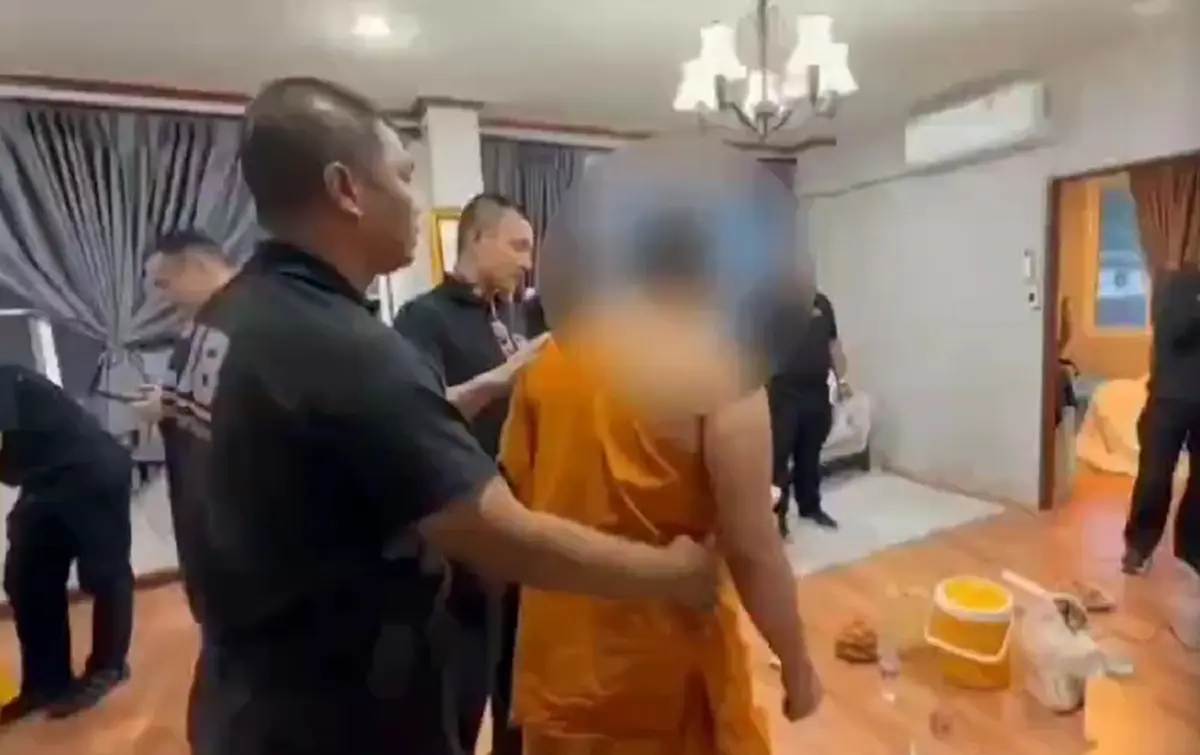 ชาวบ้าน แฉแผนลวงพระวัดดังย่านเจริญกรุง เก็บคลิปลับเณรนับ 10 ปี