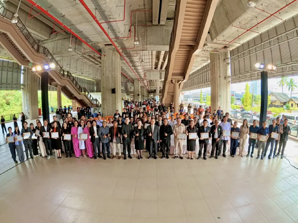 มข. จัดใหญ่! ยกทัพหมอคน-หมอสัตว์ บุกสถานีรถไฟบริการชุมชนฟรี