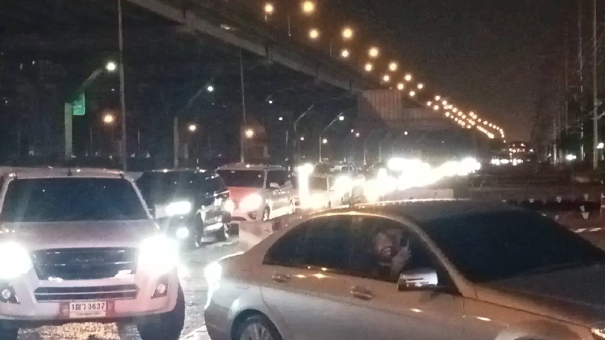 "พิพัฒน์" ยอมพูดแล้ว เบื้องลึกประกาศราคาน้ำมันหลัง 4 ทุ่ม