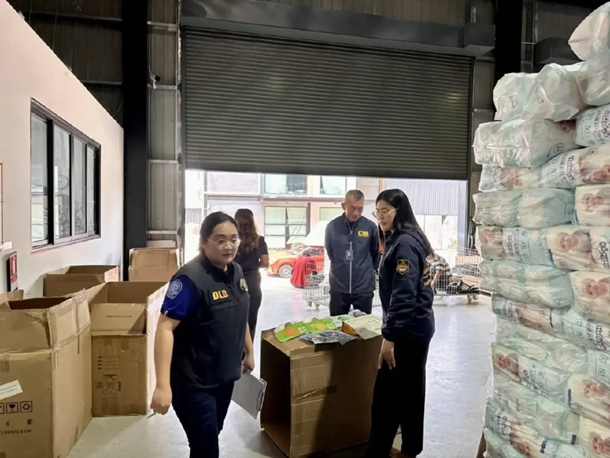 ทลายโกดัง อาหารหมา-แมวเถื่อน ขายออนไลน์ กินเข้าไปอาจถึงชีวิต