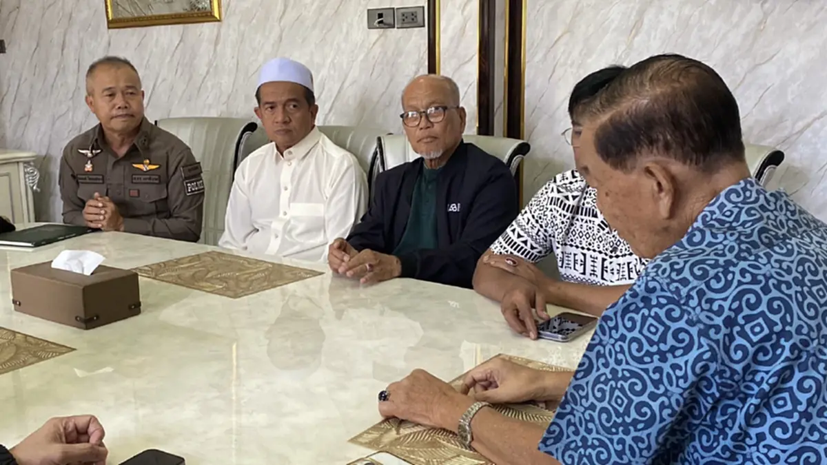 "วันนอร์" ลงพื้นที่นราธิวาสเยี่ยม "กมลศักดิ์" หลังถูกประกบยิง