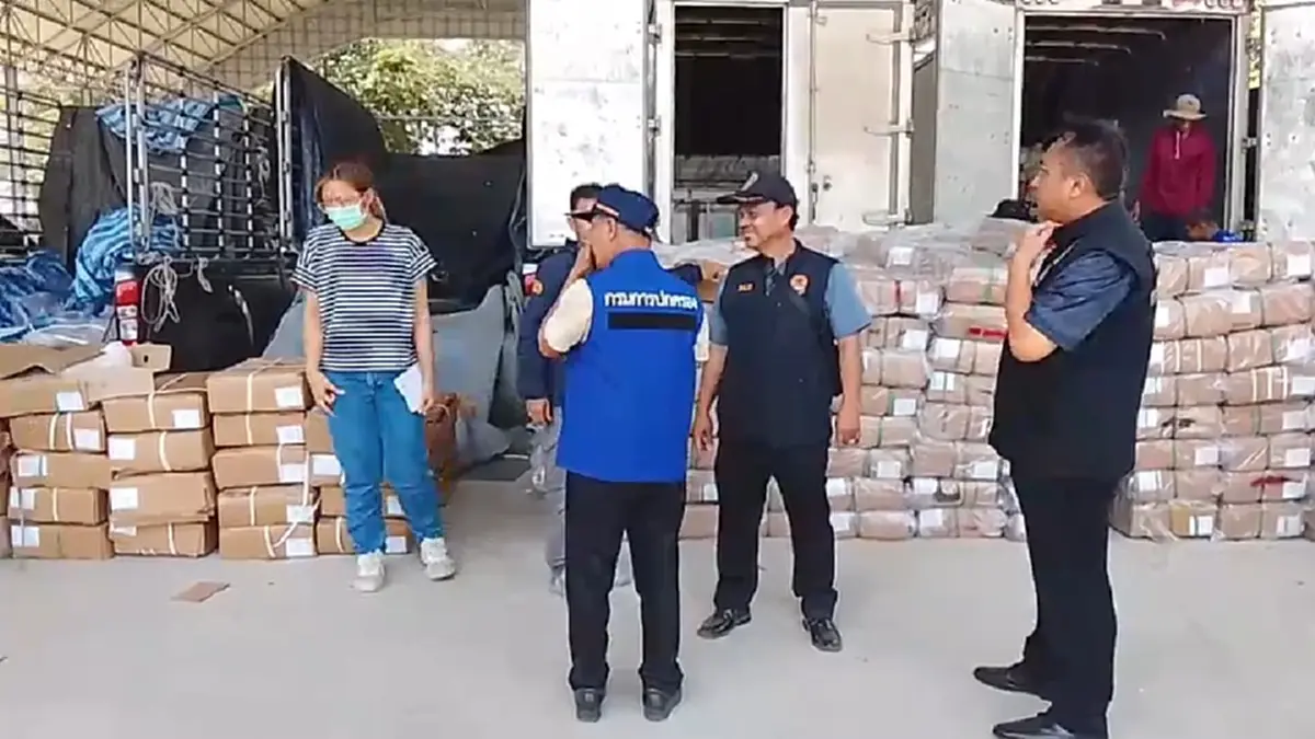 สกัดเนื้อเถื่อนอาร์เจนตินา 17 ตัน! รวบ 7 กระบะตู้ทึบกลางร้อยเอ็ด