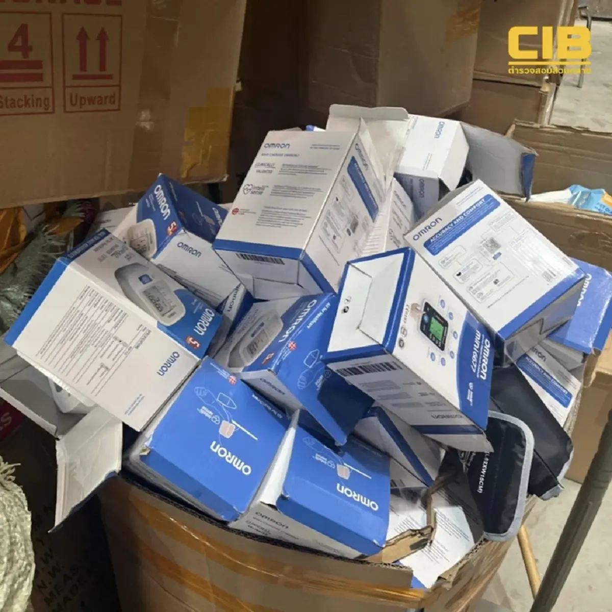 เช็กก่อนซื้อ ทลายโกดังเครื่องวัดความดันปลอมยี่ห้อดัง กว่า 2 ล้าน