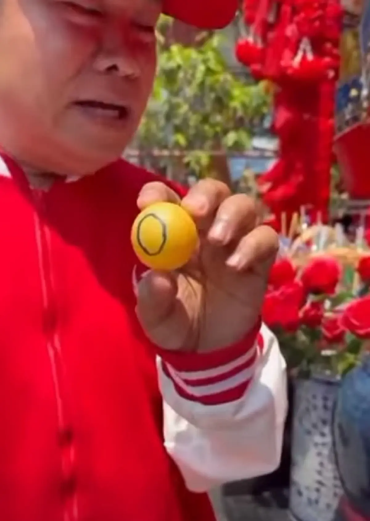 มนต์สิทธิ์ ล้วงไหปิงปองวัดแก้วฟ้าจุฬามณี สะดุดตาเลขที่ได้