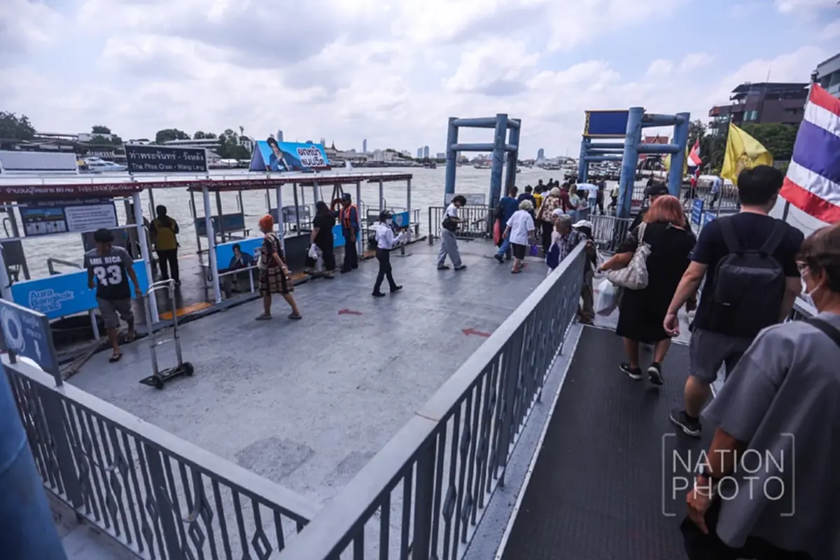 ภาพ :โสภน สุเสนา (Sopon Susena)