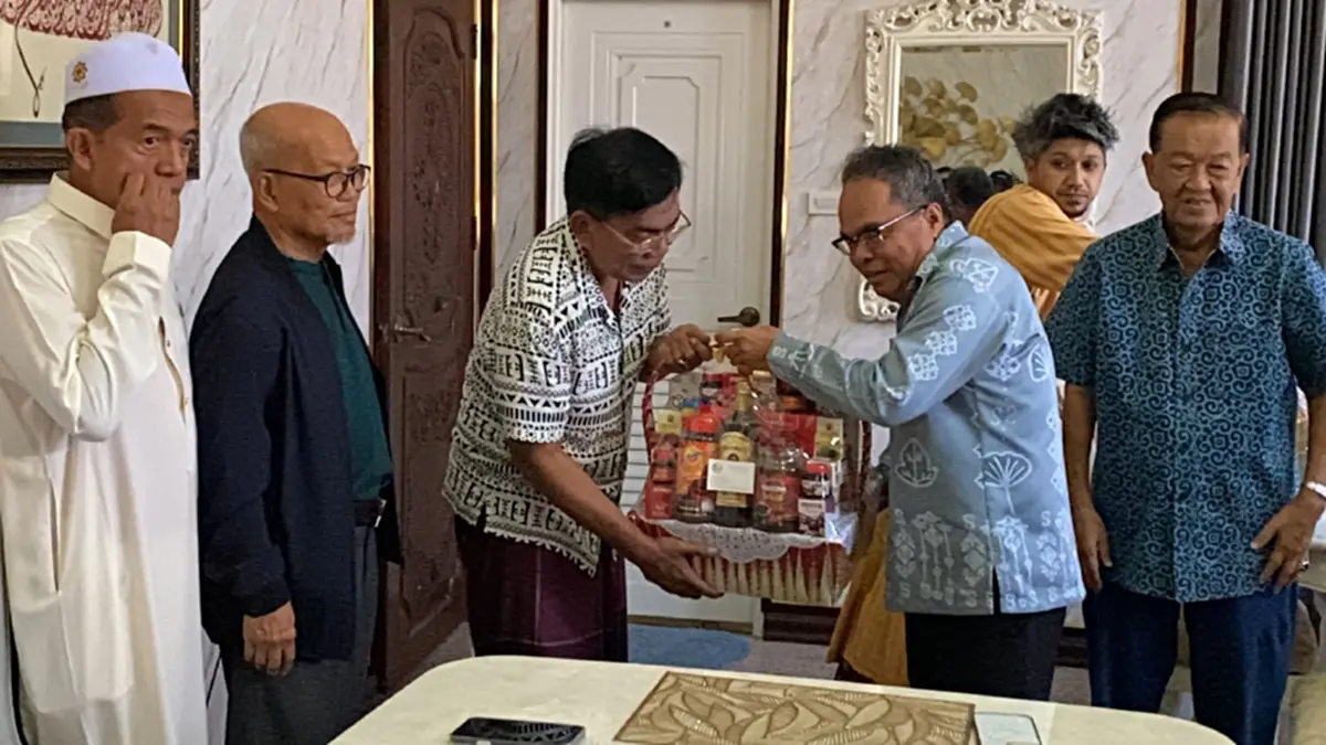 "วันนอร์" ลงพื้นที่นราธิวาสเยี่ยม "กมลศักดิ์" หลังถูกประกบยิง