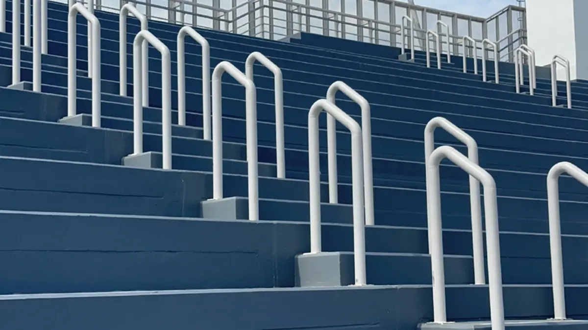 พัทยาเร่งกู้สนามกีฬา 10 ปี สั่งซ่อมหลังคาทรุดไม่ได้มาตรฐานด่วน