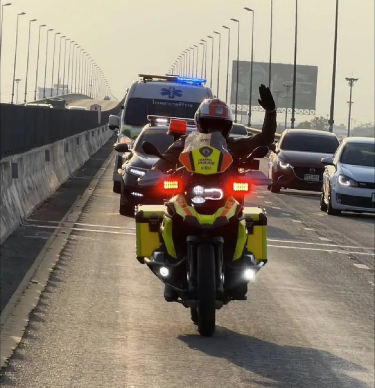 ภารกิจต่อลมหายใจ นำส่งอวัยวะหัวใจดวงที่ 163 ถึงโรงพยาบาลศิริราช