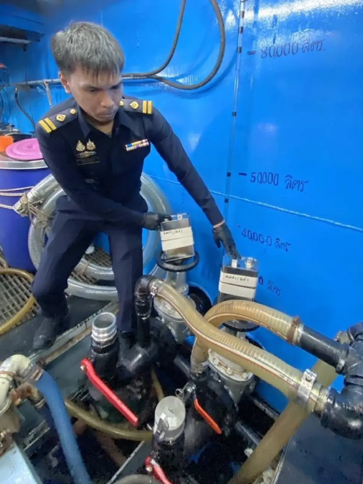 กรมสรรพสามิตบูรณาการกองทัพเรือ จับกุมน้ำมันดีเซล 85,000 ลิตร