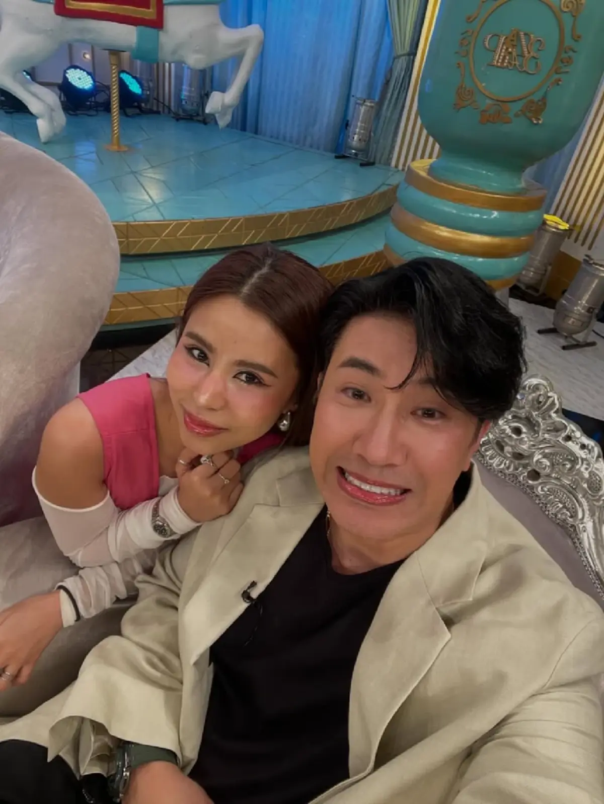 "ไอส์ เพื่อนเกล" พ้นโพลีพลัส โพสต์ลาสุดซึ้ง คนดังแห่เมนต์รัวๆ