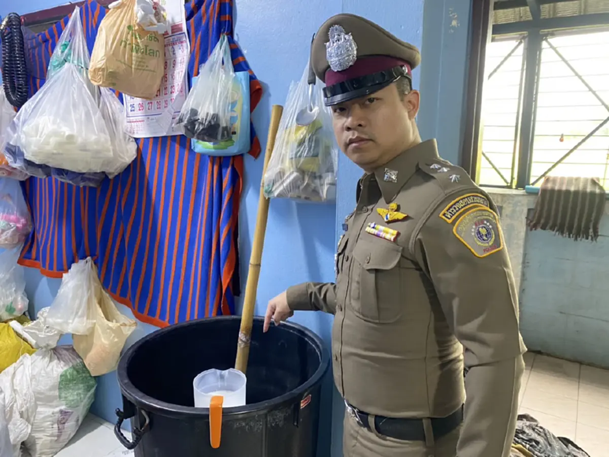 ใครมีให้รีบทิ้ง เปิดพิกัดพื้นที่ พ่อค้าแสบทำแชมพูปลอมไปขาย