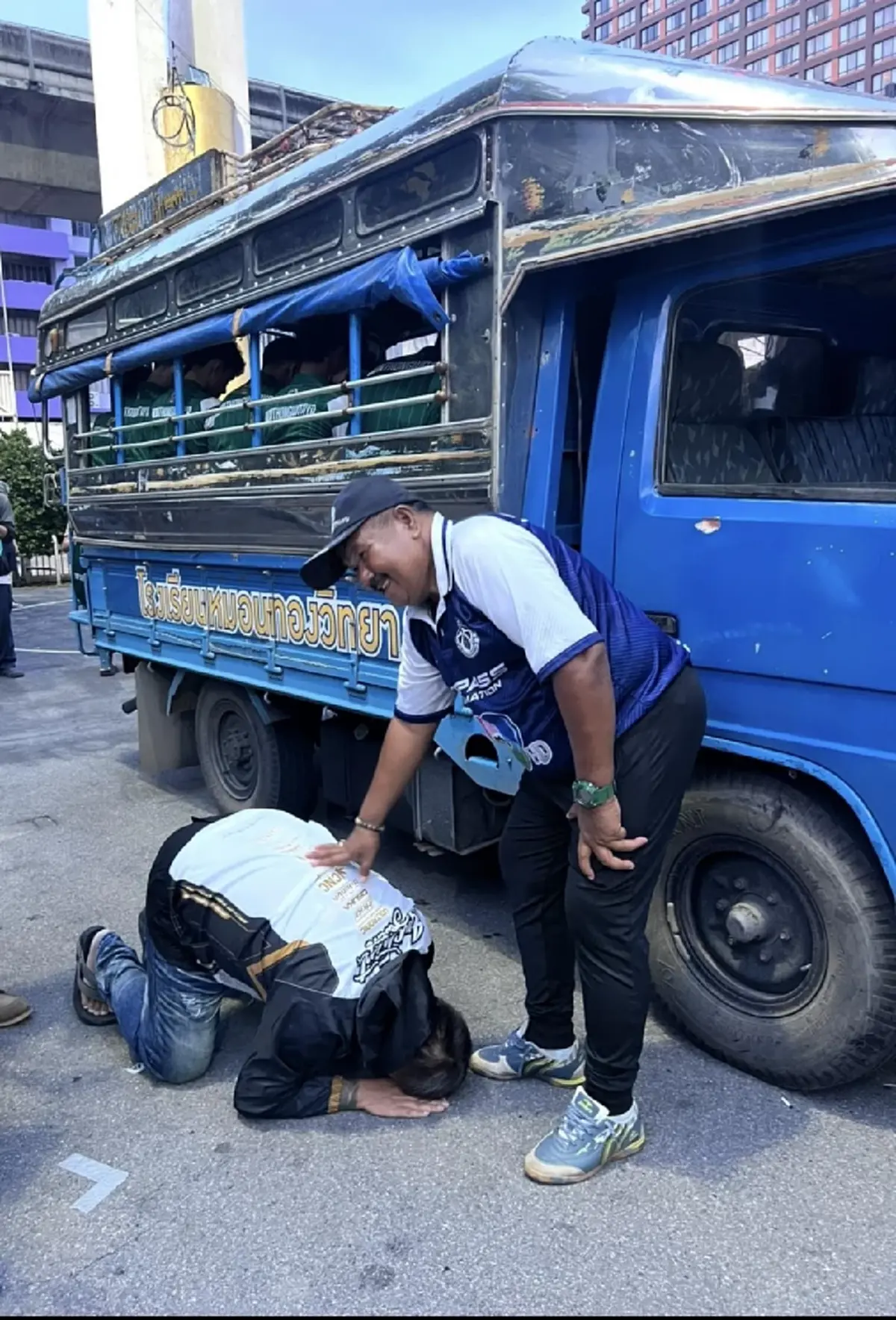 ไม่ทิ้งกัน เผยโฉมนักเตะย้ายตาม "อ.สกล" เปิดเหตุผลกินใจ