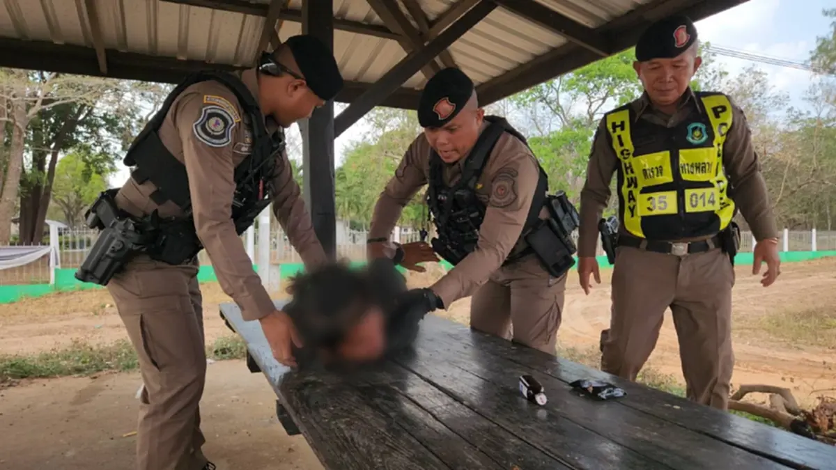 คนแปลกหน้าตีเนียนร่วมวง เชิดรถหนีข้ามจังหวัด สุดท้ายจบไม่สวย