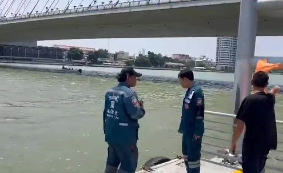 คลิปวงจรปิดเห็นชัด 2 คนปริศนา ก่อนพบร่างติดใต้โป๊ะเรือลอยน้ำ