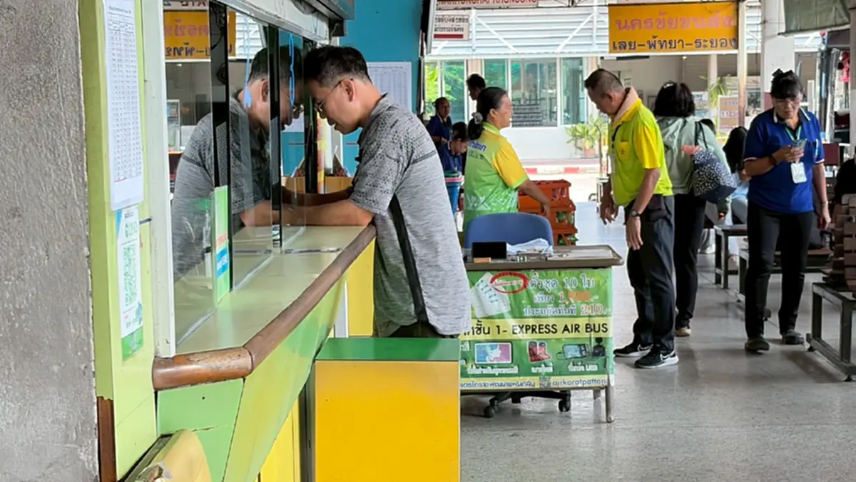 สงกรานต์โคราชวิกฤต! ตั๋วเต็ม-งดรถเสริม เซ่นพิษน้ำมันดีเซลพุ่ง