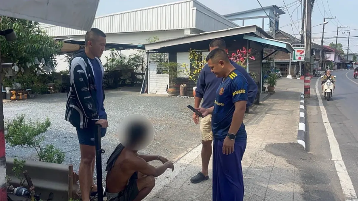 หนุ่มท้าทายระบบ โดดคลองหนีคดี เจอตำรวจน้ำของจริง หมดสภาพ