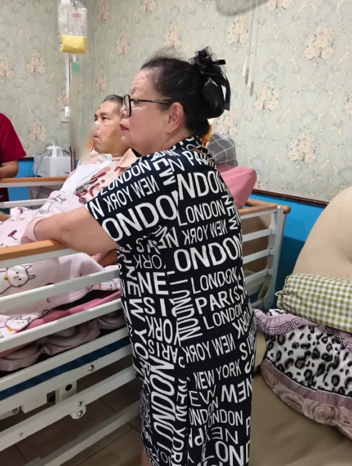 "วิลลี่ ผีก้าบก้าบ" เผยภาพ "เด๋อ ดอกสะเดา" พร้อมข้อความชวนสะดุ้ง