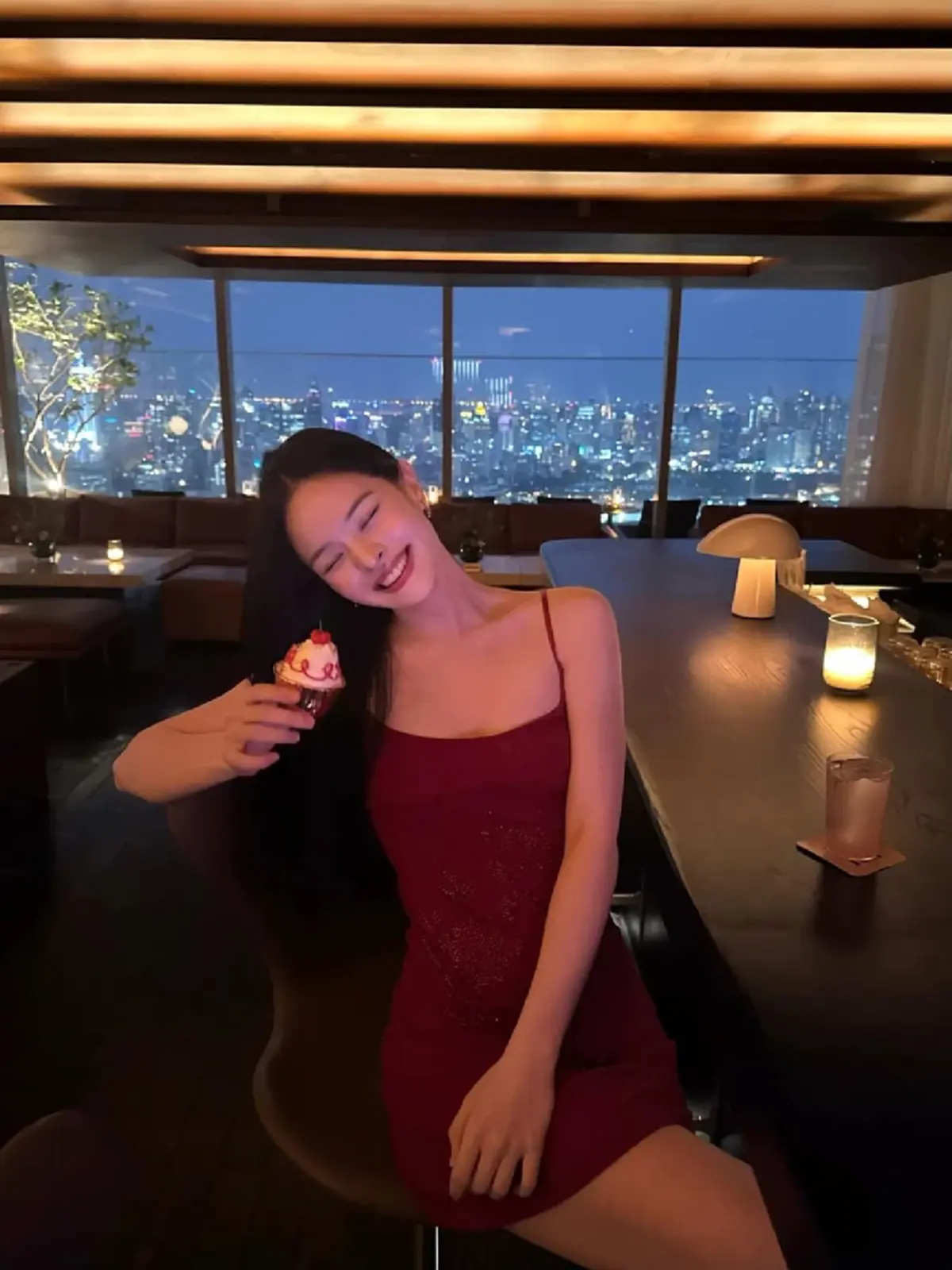  โตแล้วสวยมาก! “แอลลี่ อชิรญา” วันเกิด 22 ปี ทำแฟนคลับใจละลาย