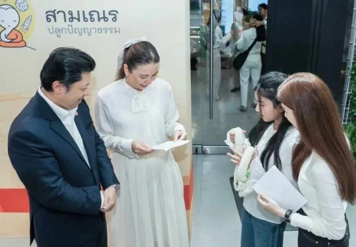 "น้องมะลิ" ได้เจอผู้ให้โอกาสการศึกษา ยกมือไหว้ขอบคุณด้วยตัวเอง