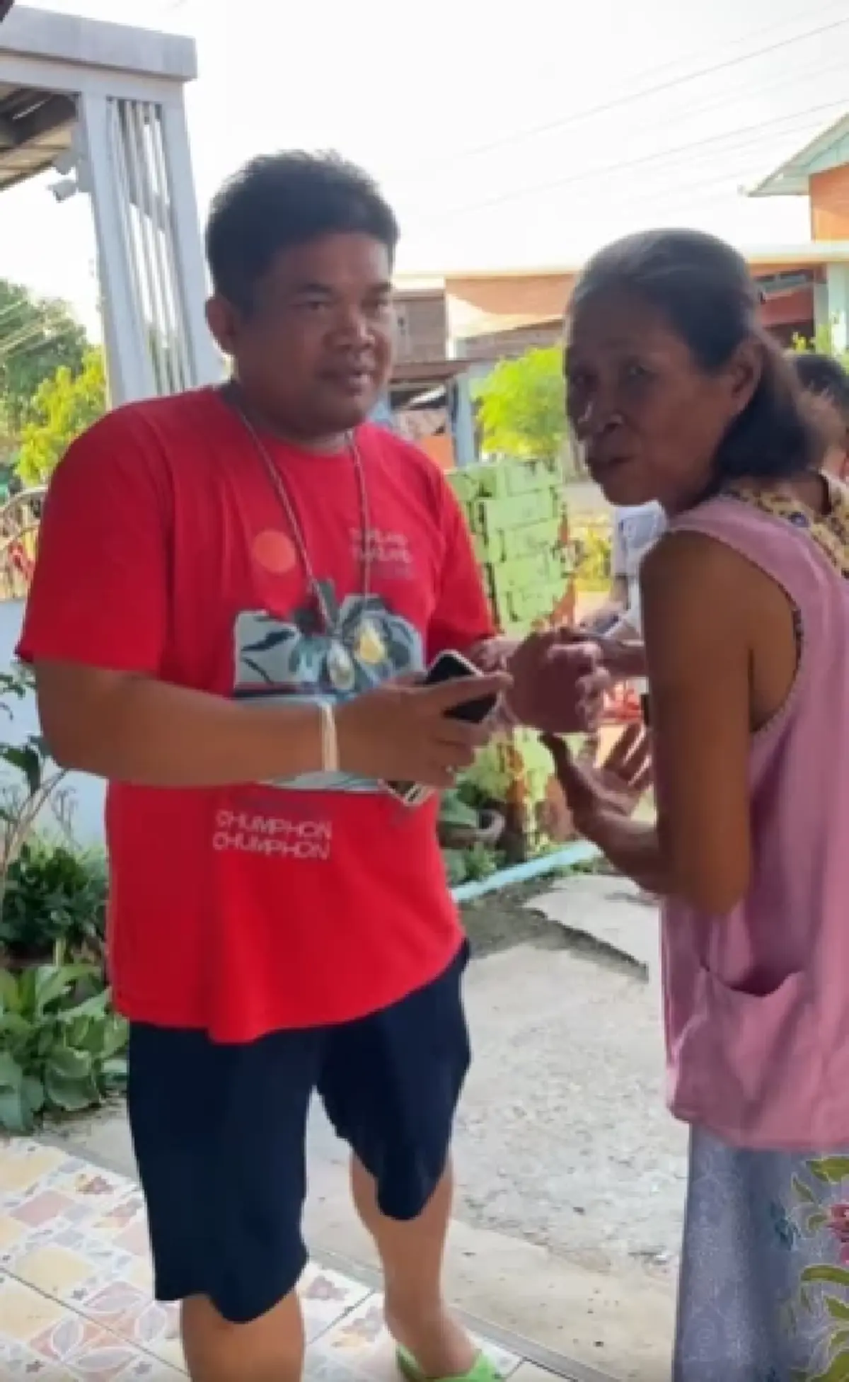 เปิดอาชีพไม่ธรรมดา "คุณเป้า สายัณห์" ถูกรางวัลที่ 1 รับ 78 ล้าน